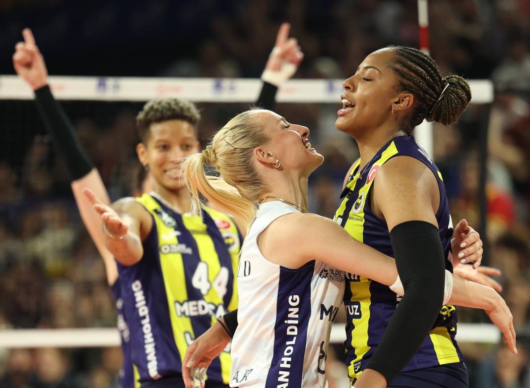 Ali Koç: Dünyanın en iyi takımlarından birine sahibiz 6